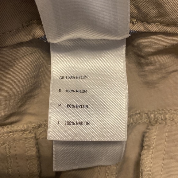 The North Face pants/shorts size 12 - Picture 7 of 7